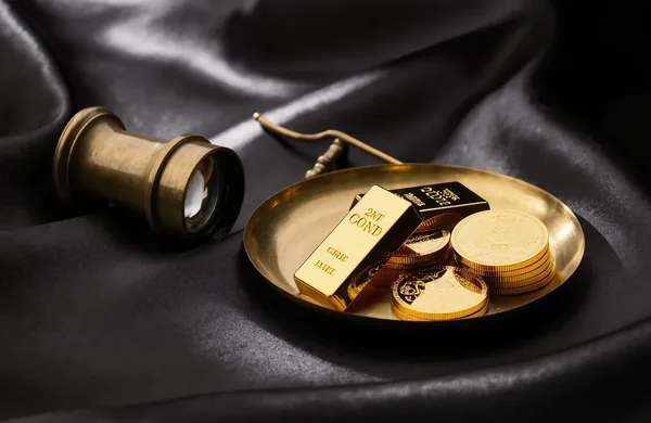 The Risk of Gold Confiscation: Past and Present