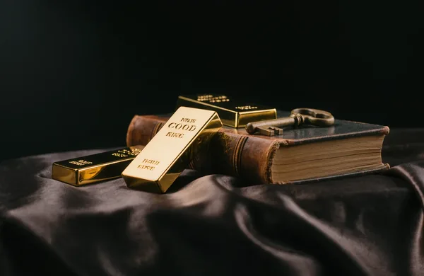 The Hidden Threat of Gold to Governments