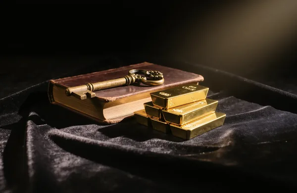 The Impact of Stock Market Crashes on Gold Prices