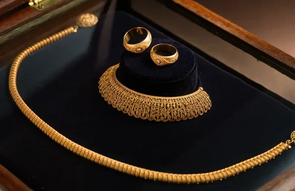 Maximizing Returns: Exploring Gold Investment Opportunities