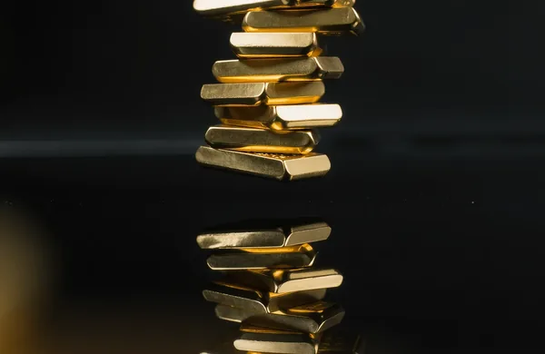 Uncovering the True Size of the Gold Market