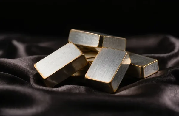 Sell Gold Bars in Düsseldorf Without Giving Up Margin